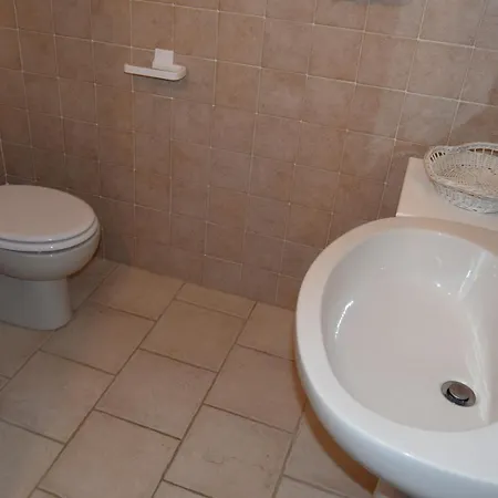 Villa Nuova Su Strintu *